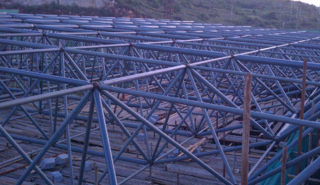 三门峡概述网架加工公司对网架保温隔热的办法